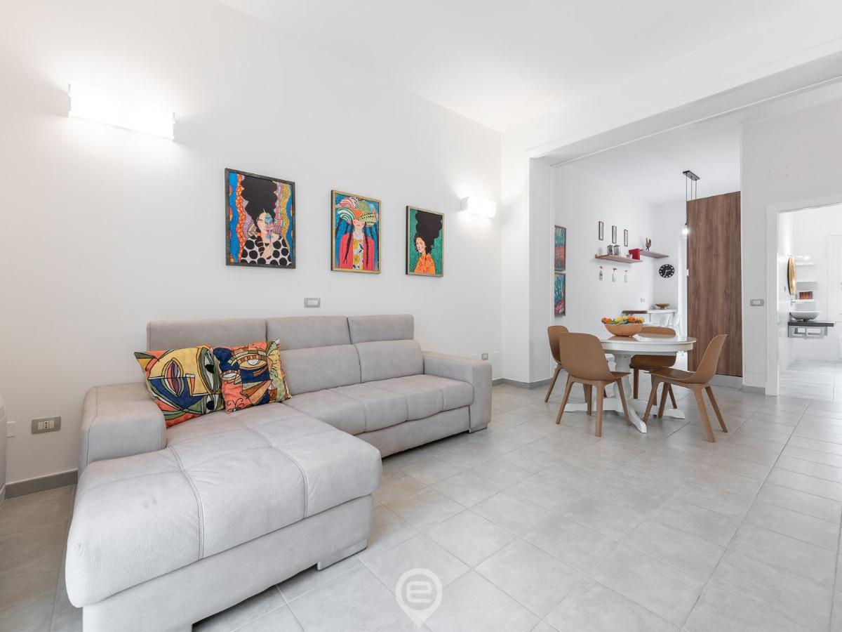 White Gold Apartment Cagliari Exteriör bild
