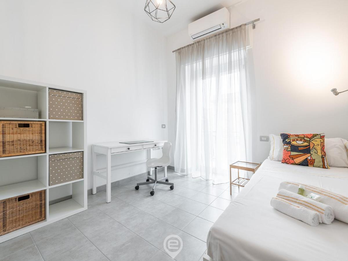 White Gold Apartment Cagliari Exteriör bild